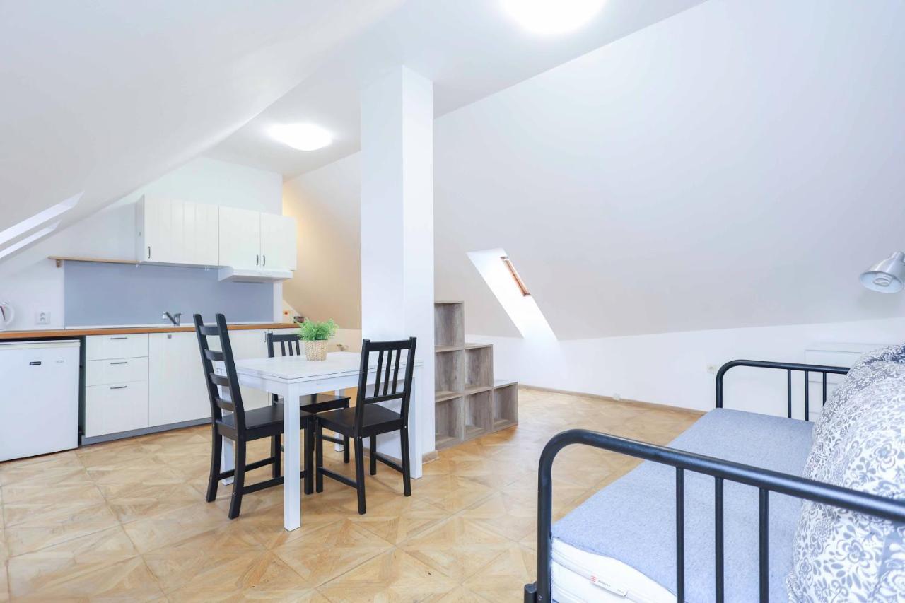 Beethoven Apartments Bratislava Ngoại thất bức ảnh