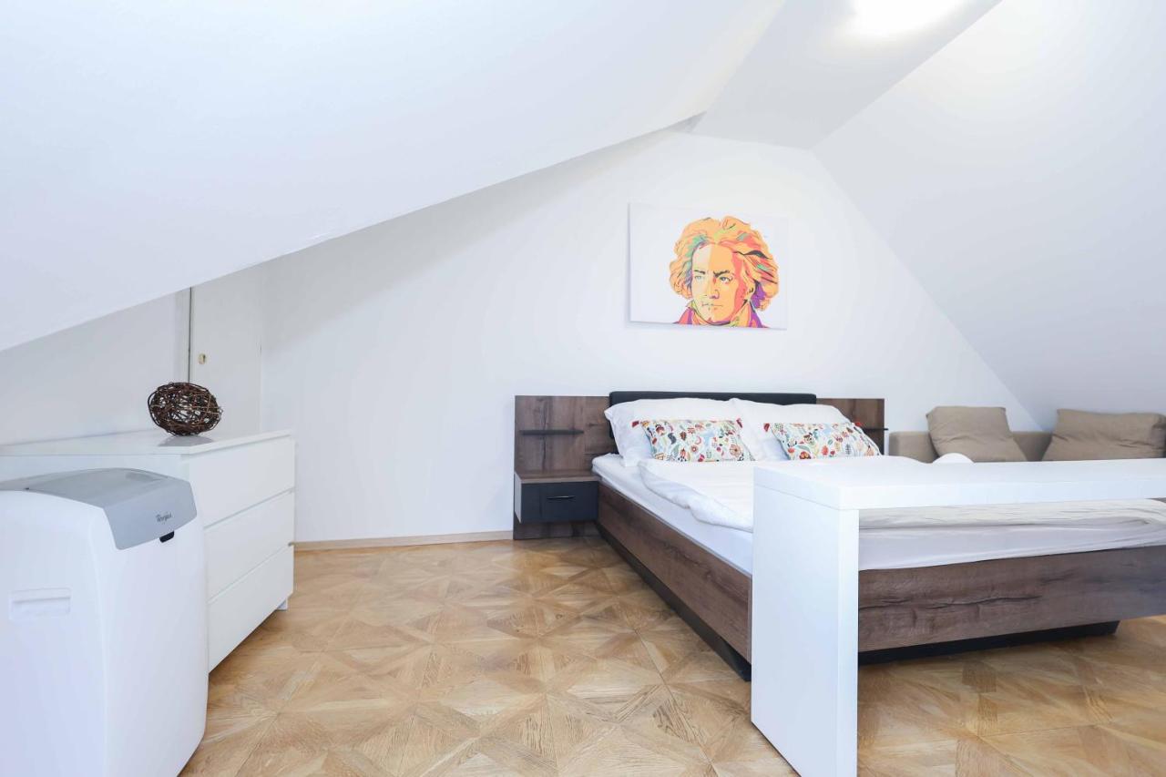 Beethoven Apartments Bratislava Ngoại thất bức ảnh