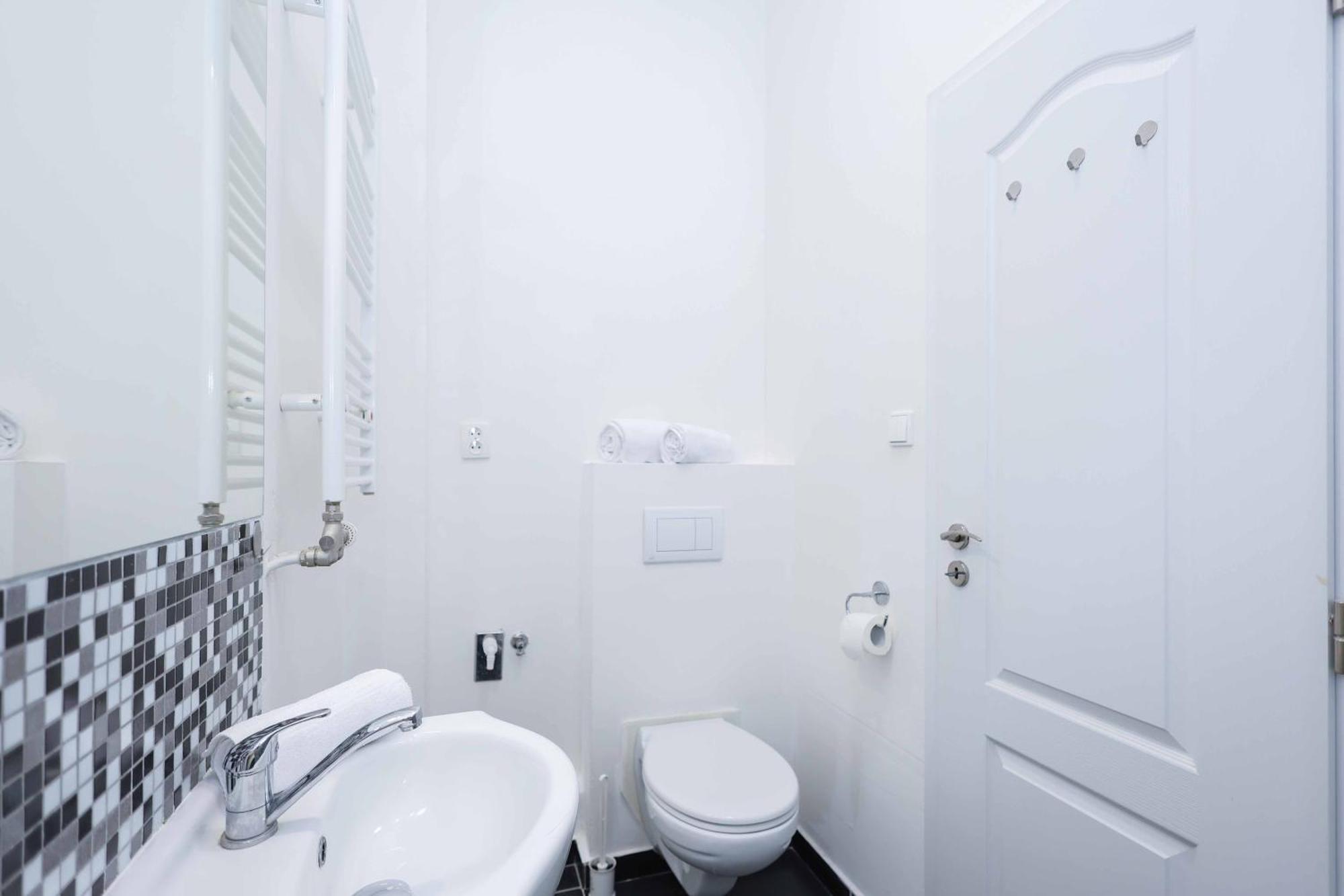 Beethoven Apartments Bratislava Ngoại thất bức ảnh