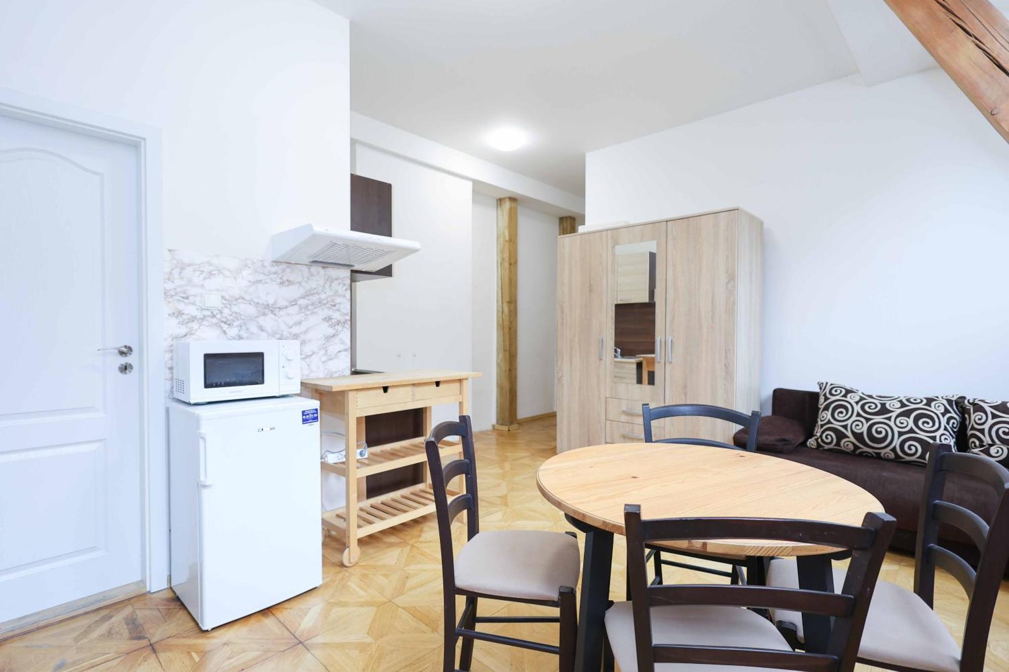 Beethoven Apartments Bratislava Ngoại thất bức ảnh